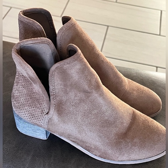 Taupe Suede Cutout Ankle Booties | Low Stacked Heel | Size 8 - Picture 4 of 7